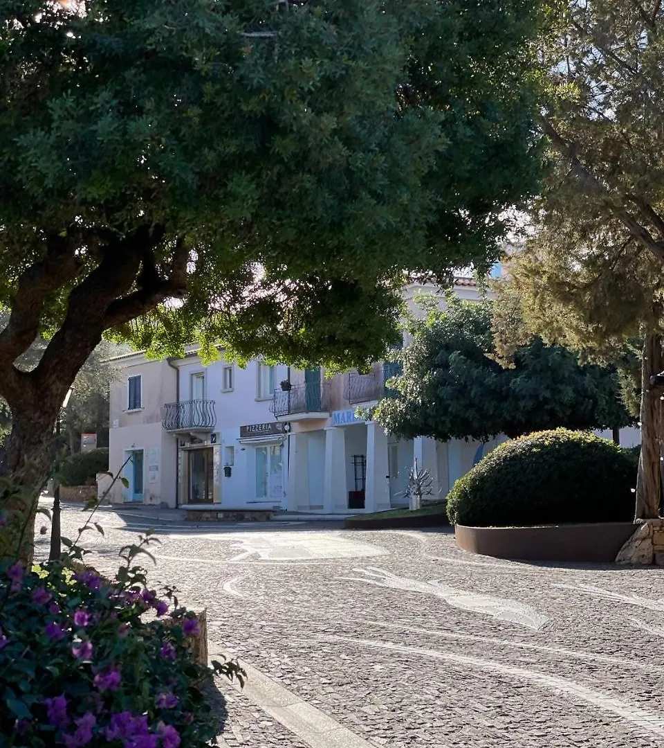 Wiki'S Place Porto Rotondo 0*,  Italy