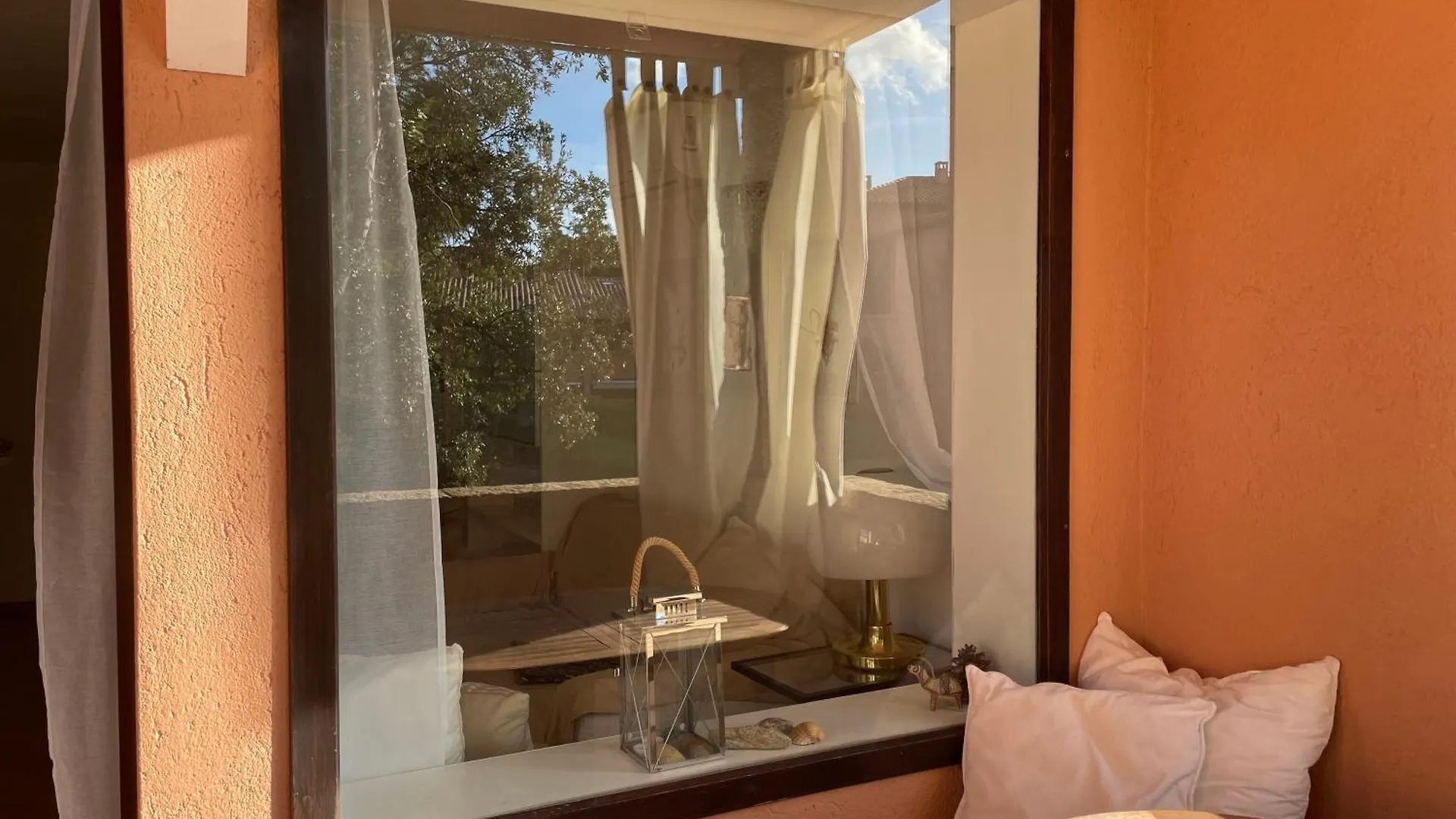 Wiki'S Place Porto Rotondo 0*,  Italy
