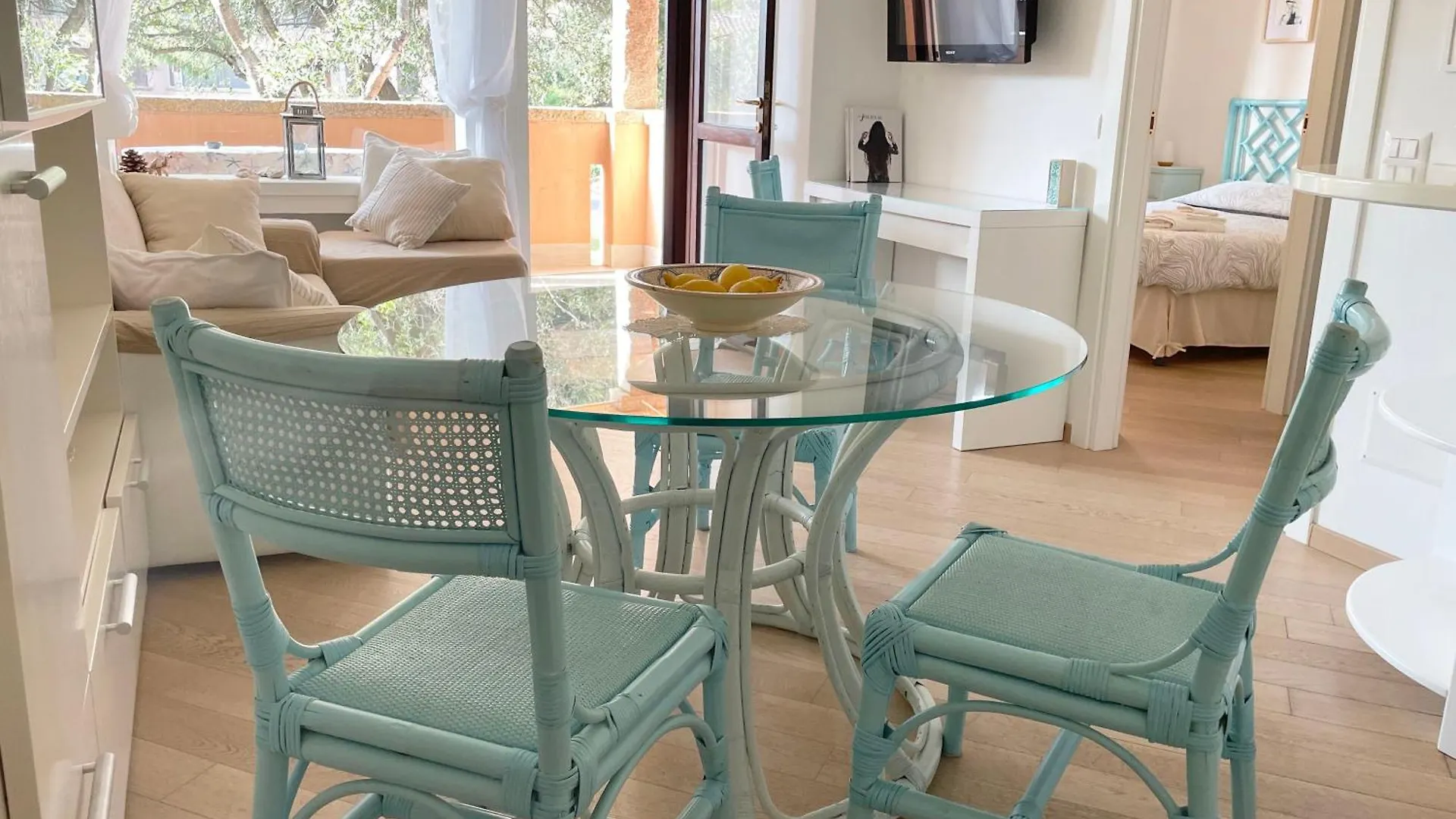 Wiki'S Place Porto Rotondo